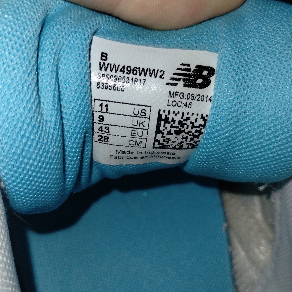 New Balance Women's Sneakers in White and Sky Blue - Picture 8 of 8